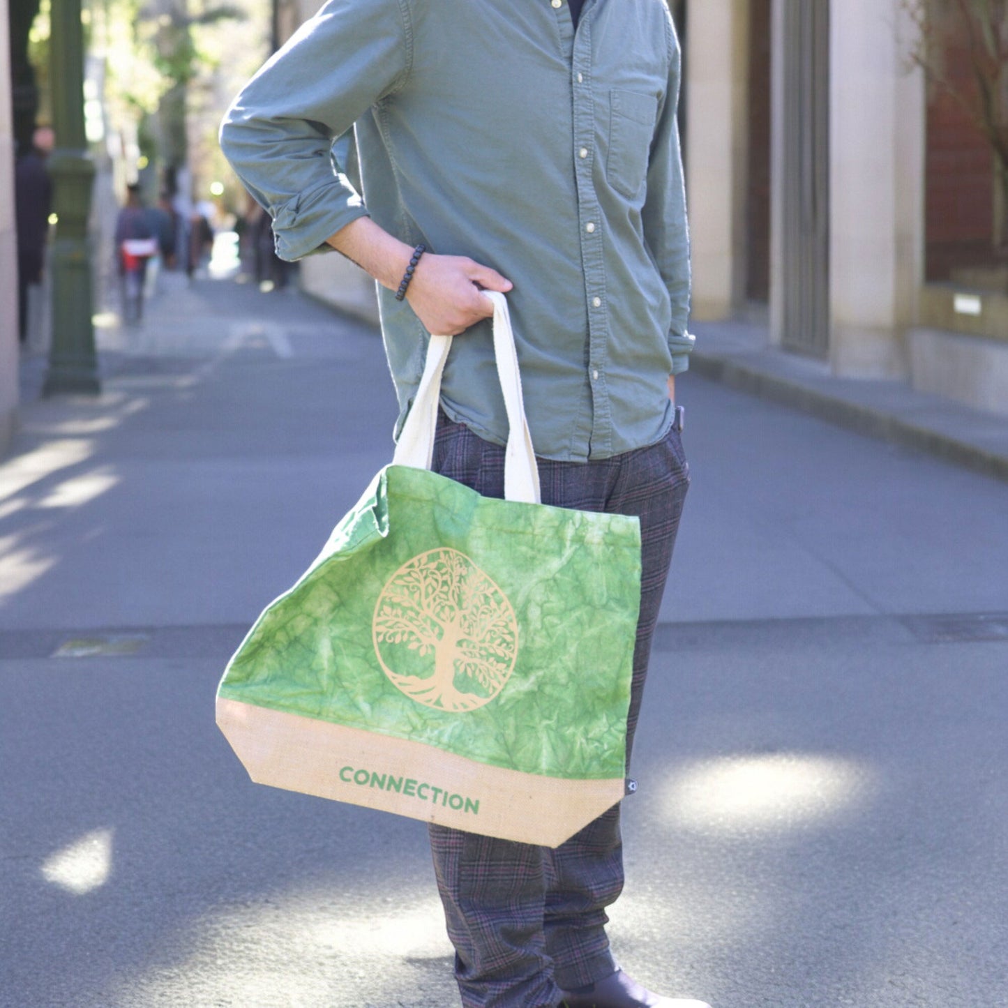 Bolso Natural Tye-Dye Verde – Conexión con la Vida 50 cm x 22