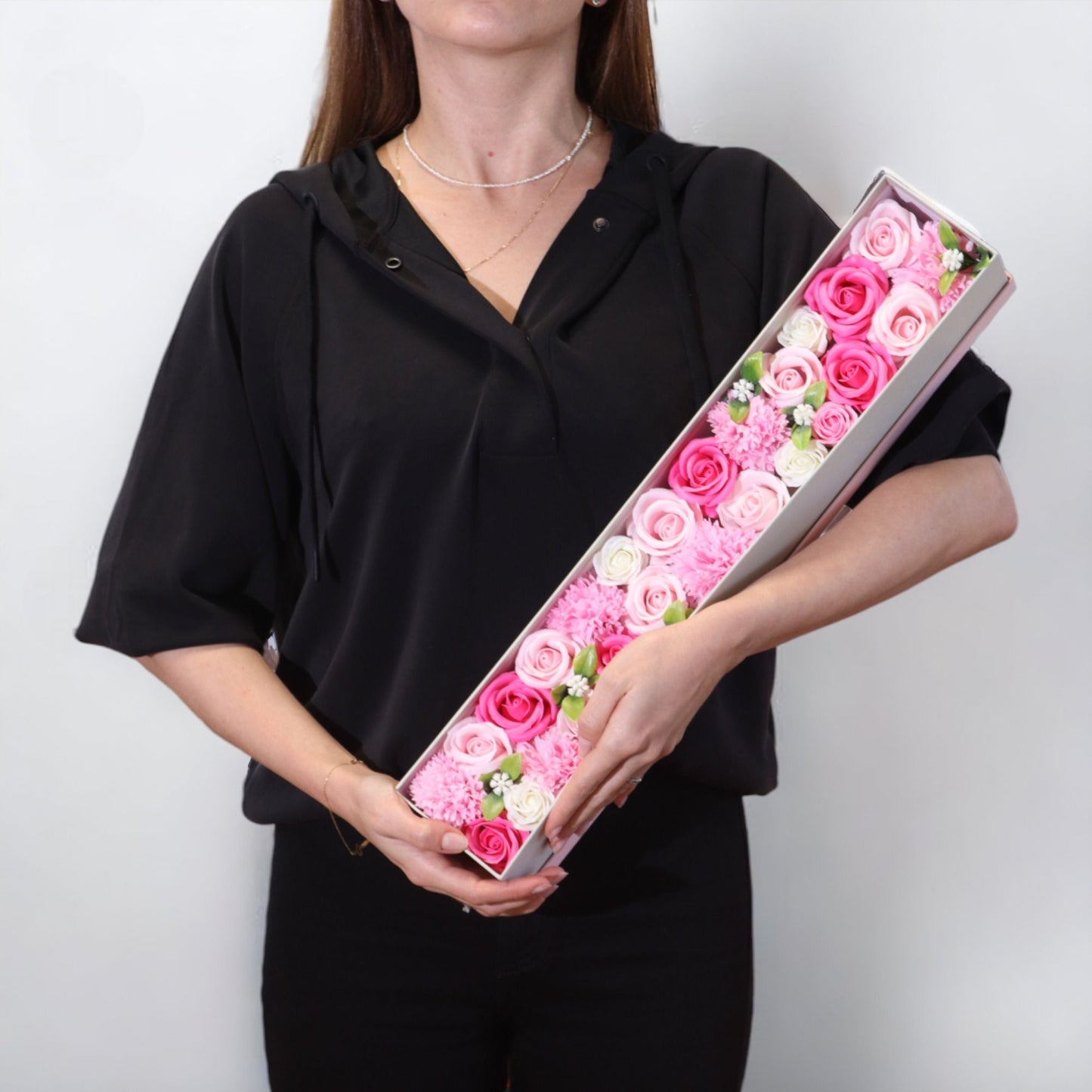 Caja Extra Larga Baby Blessings – Rosas de Jabón