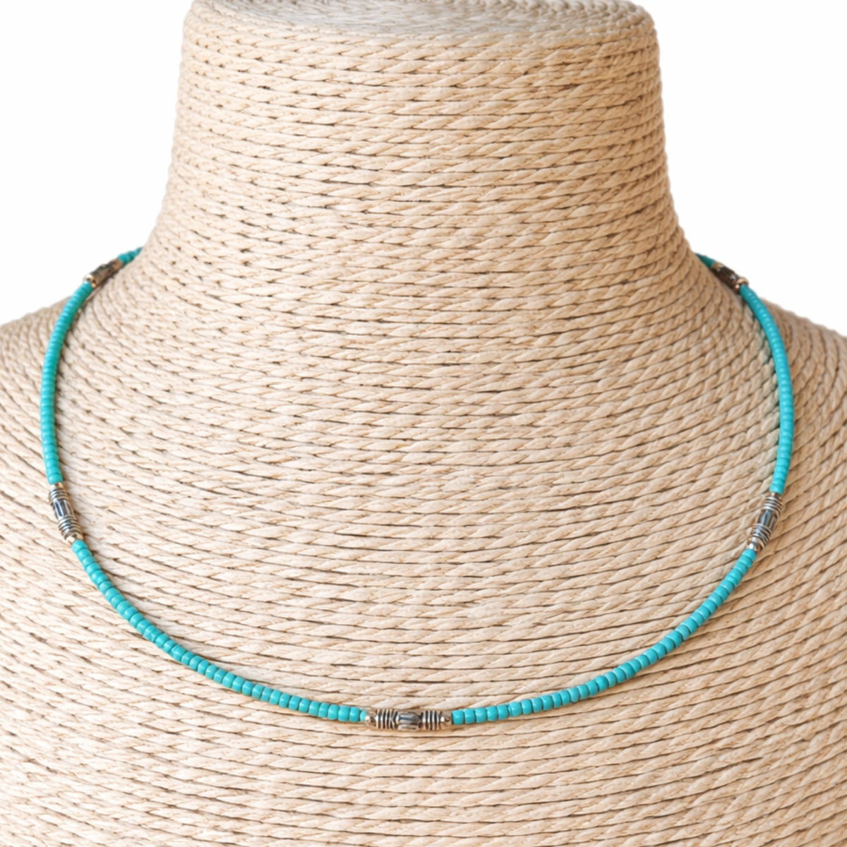 Collar Nepalí de Gemas Extrafinas – Turquesa y Lágrima