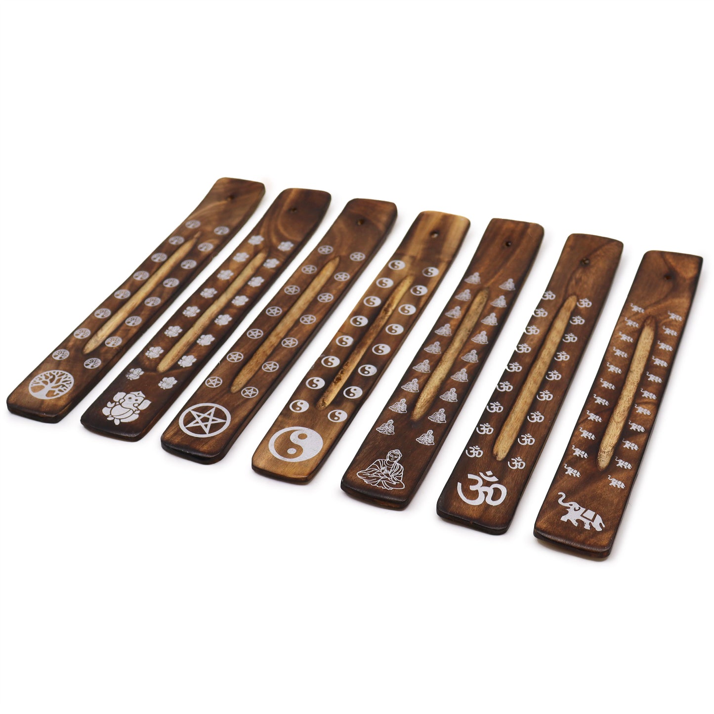 imagen de soportes de inciensos de madera tallada en diferentes formas