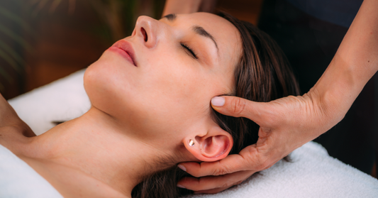 5 puntos de acupresión para aliviar la migraña de forma natural