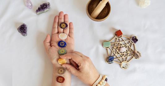 Cristales y piedras naturales: cómo usarlos en tu día a día sin complicarte