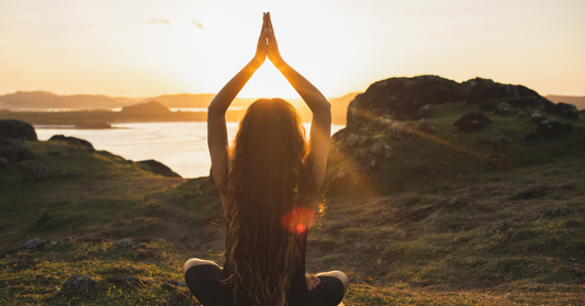 Bienestar energético sin esoterismo: hábitos sencillos que sí funcionan