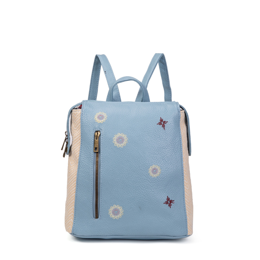 Mochila de Mujer en Polipiel con Detalles Bordados–Sara Bags