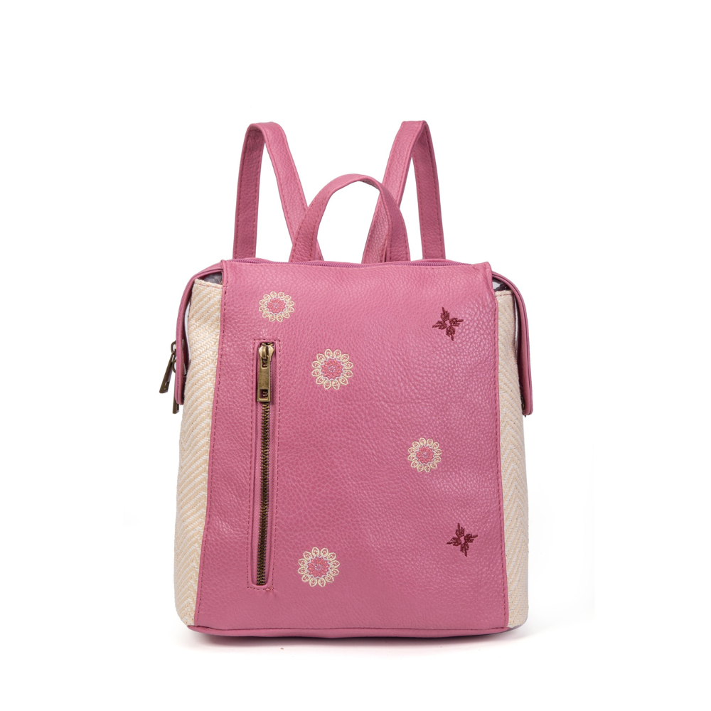 Mochila de Mujer en Polipiel con Detalles Bordados–Sara Bags