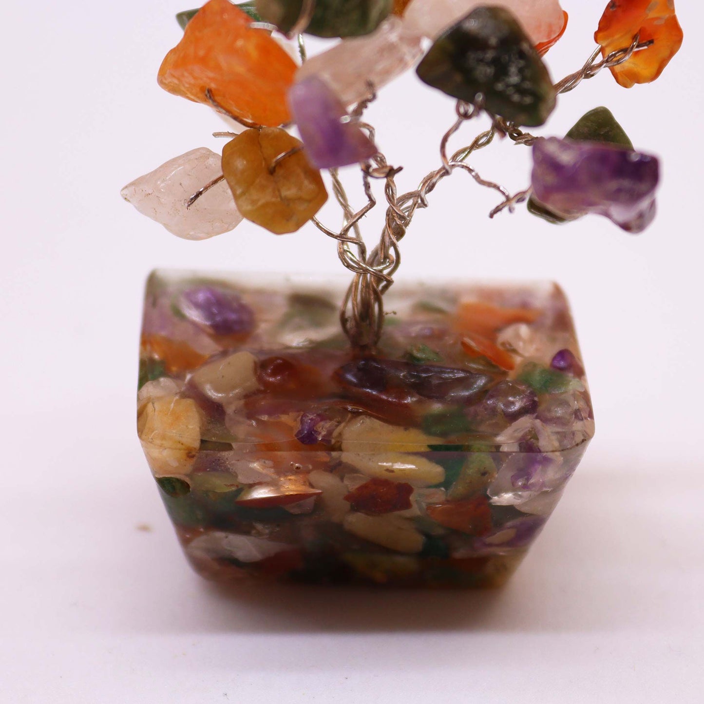 Mini árbol de piedras mixtas