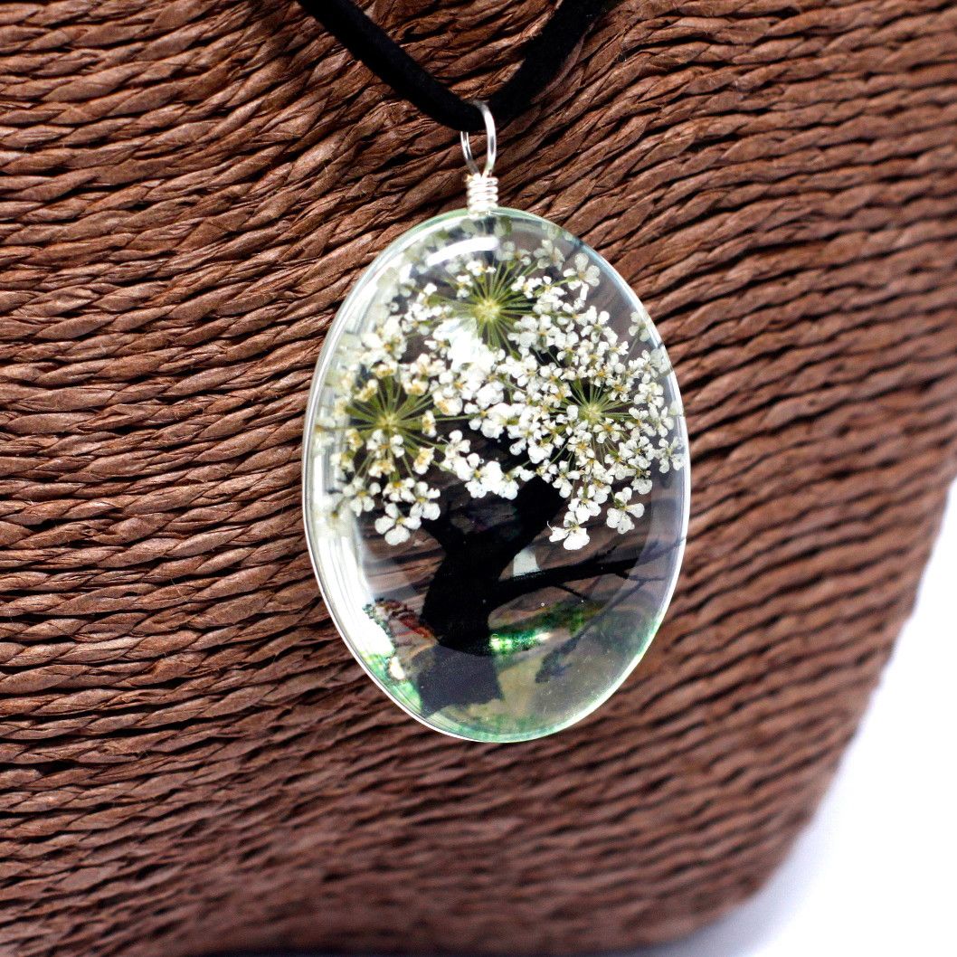 Conjunto Árbol de la Vida Blanco – Collar y Pendientes