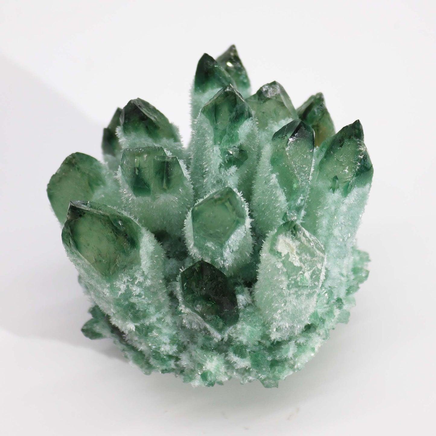Cuarzo Fantasma Verde Natural – Cristal en Racimo (250–300 g aprox.)