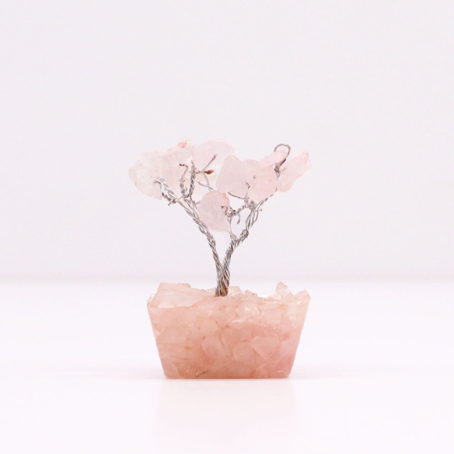 Mini árbol de cuarzo rosa