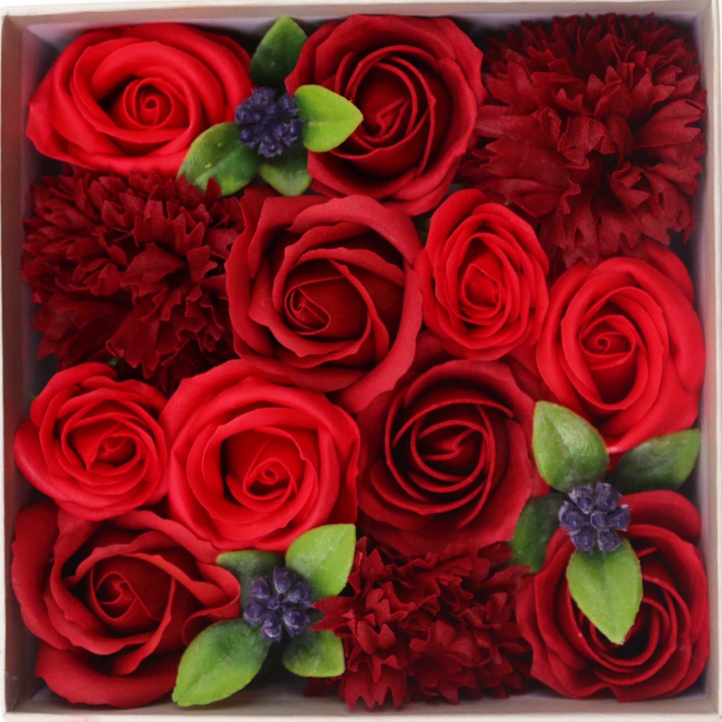 Caja Cuadrada – Rosas Rojas Clásicas de Jabón