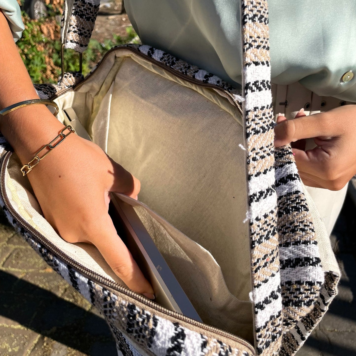 Bolso para Portátil Soft Banjar – Crema y Gris