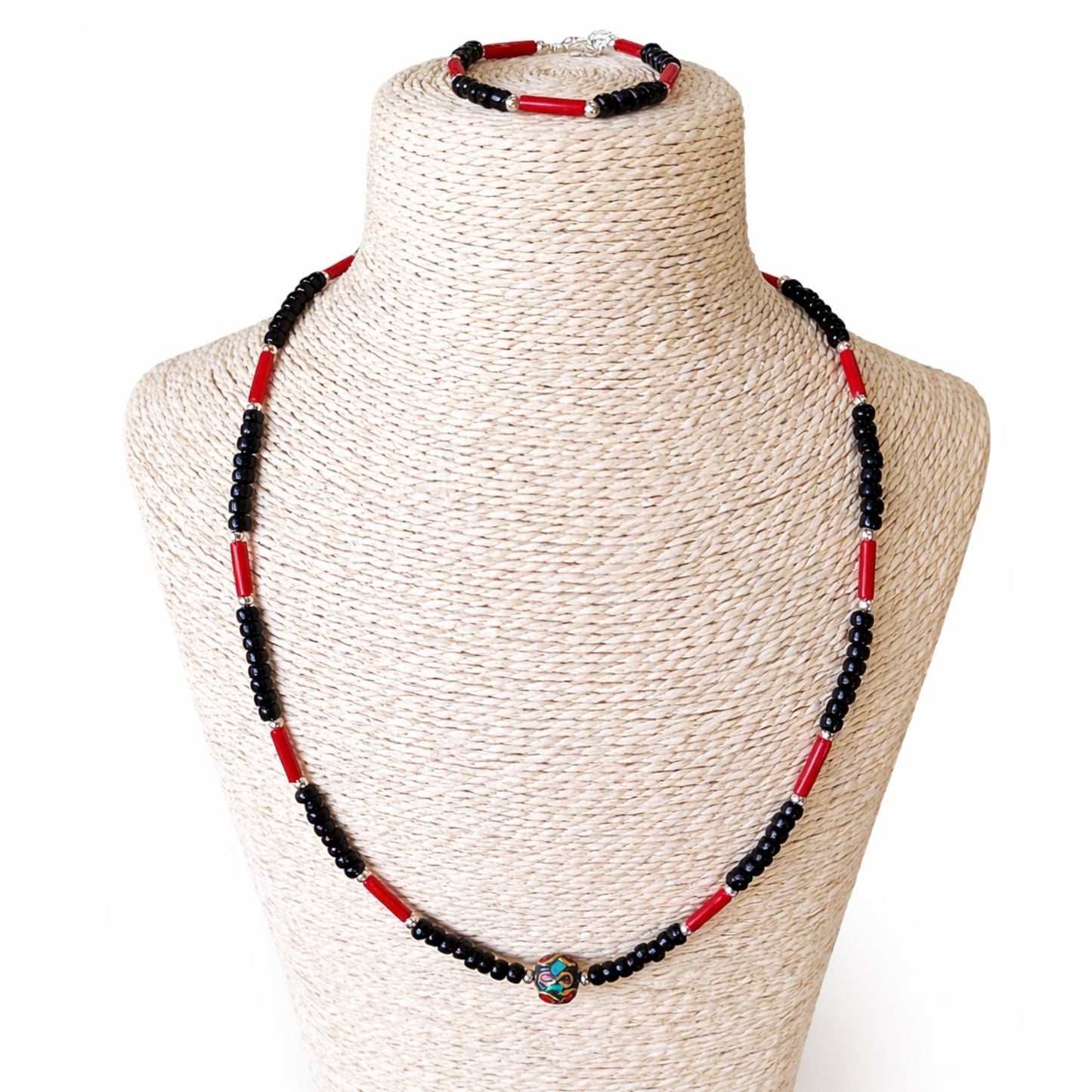 Collar con Colgante Om Nepalí de Ónix y Coralita + Pulsera a Juego