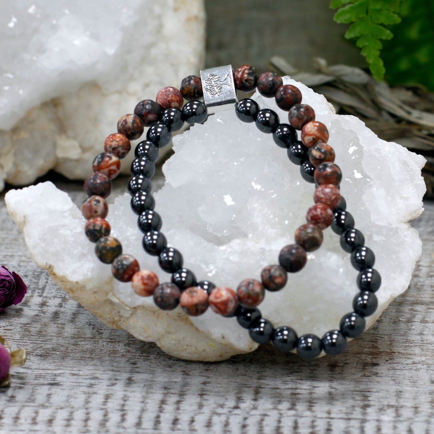Pulsera de Piedras Magnéticas – Piel de Leopardo