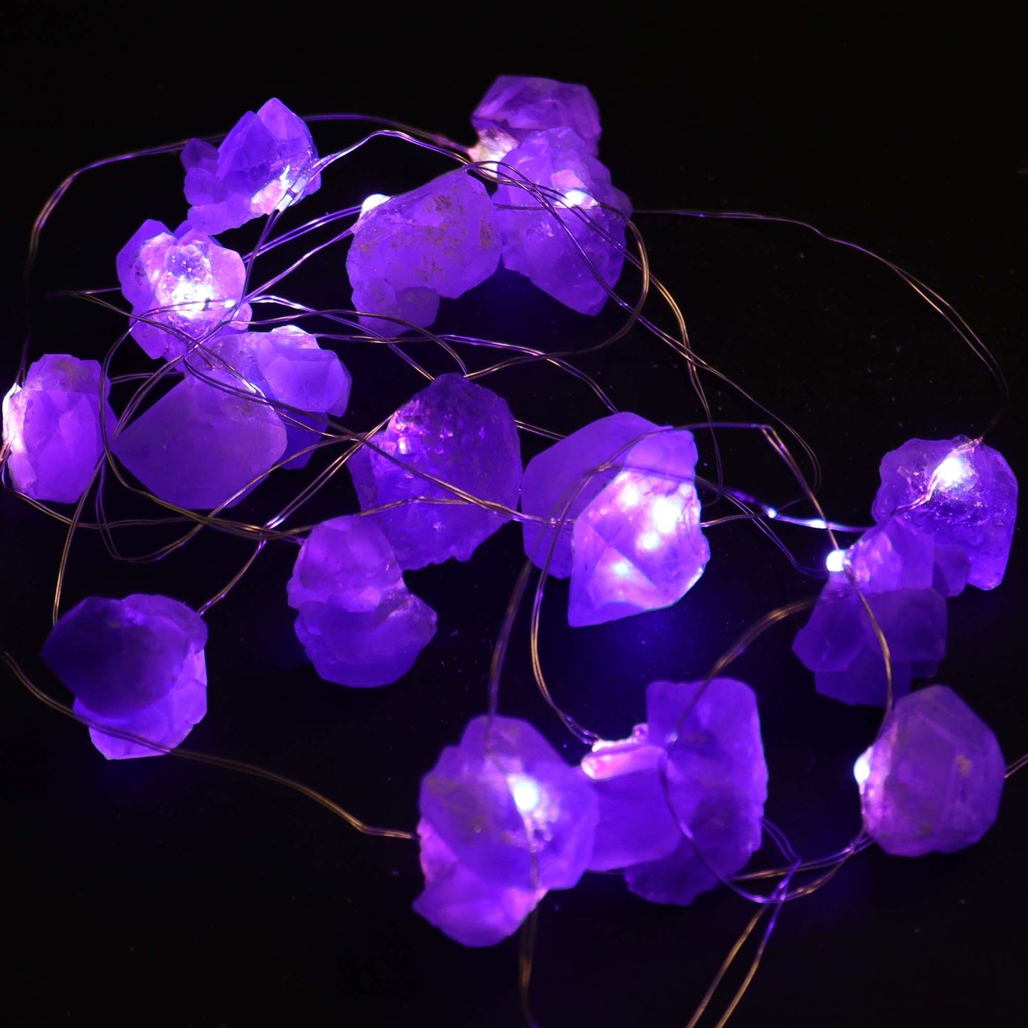 Luces Encantadas con Piedras de Amatista – Decoración con Energía y Color