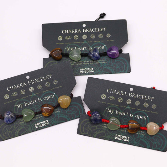 Pulsera de chakras – Corazones de piedra natural